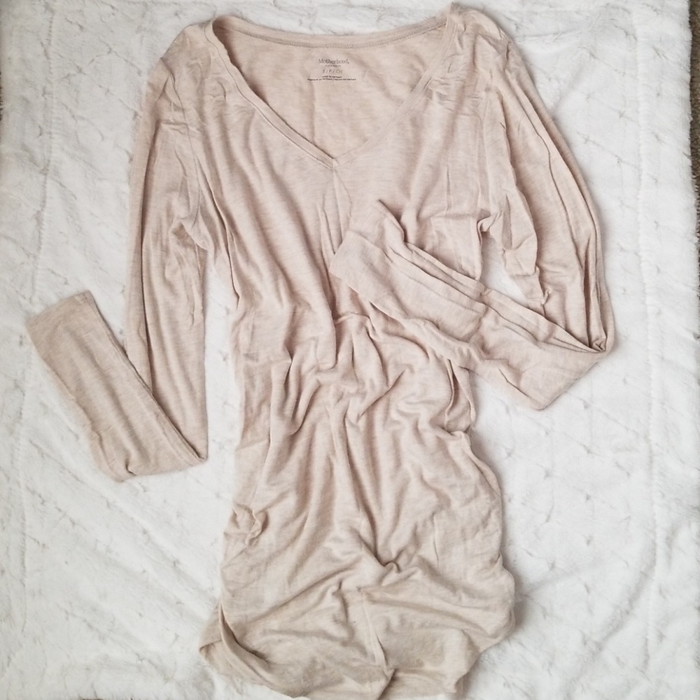 Motherhood Maternity | Ruched Long Sleeve  Vneck